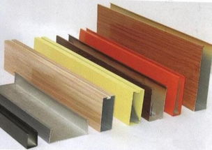 木紋鋁方通天花 現(xiàn)代裝飾與環(huán)保材料的完美結(jié)合